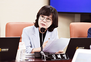 김혜영 시의원, 서울시 소상공인 조례 ‘디지털 기술 교육’ 지원 근거 마련 기사 이미지