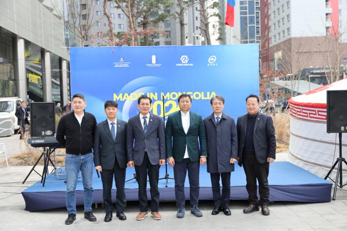 제8회 몽골 엑스포, 청량리 롯데 L65 앞 광장에서 성황리 개막 기사 이미지