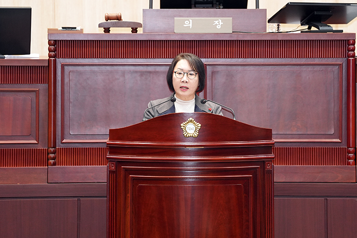 노연우 의원, 구정질문서 전통·소통·청소년 정책 개선 촉구 기사 이미지