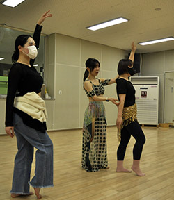 동대문구체육관, 벨리댄스로 활력 불어넣다 기사 이미지