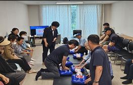 동대문구 ‘찾아가는 안전교육’ 동네 곳곳으로…24곳 590명에 응급대처 실습